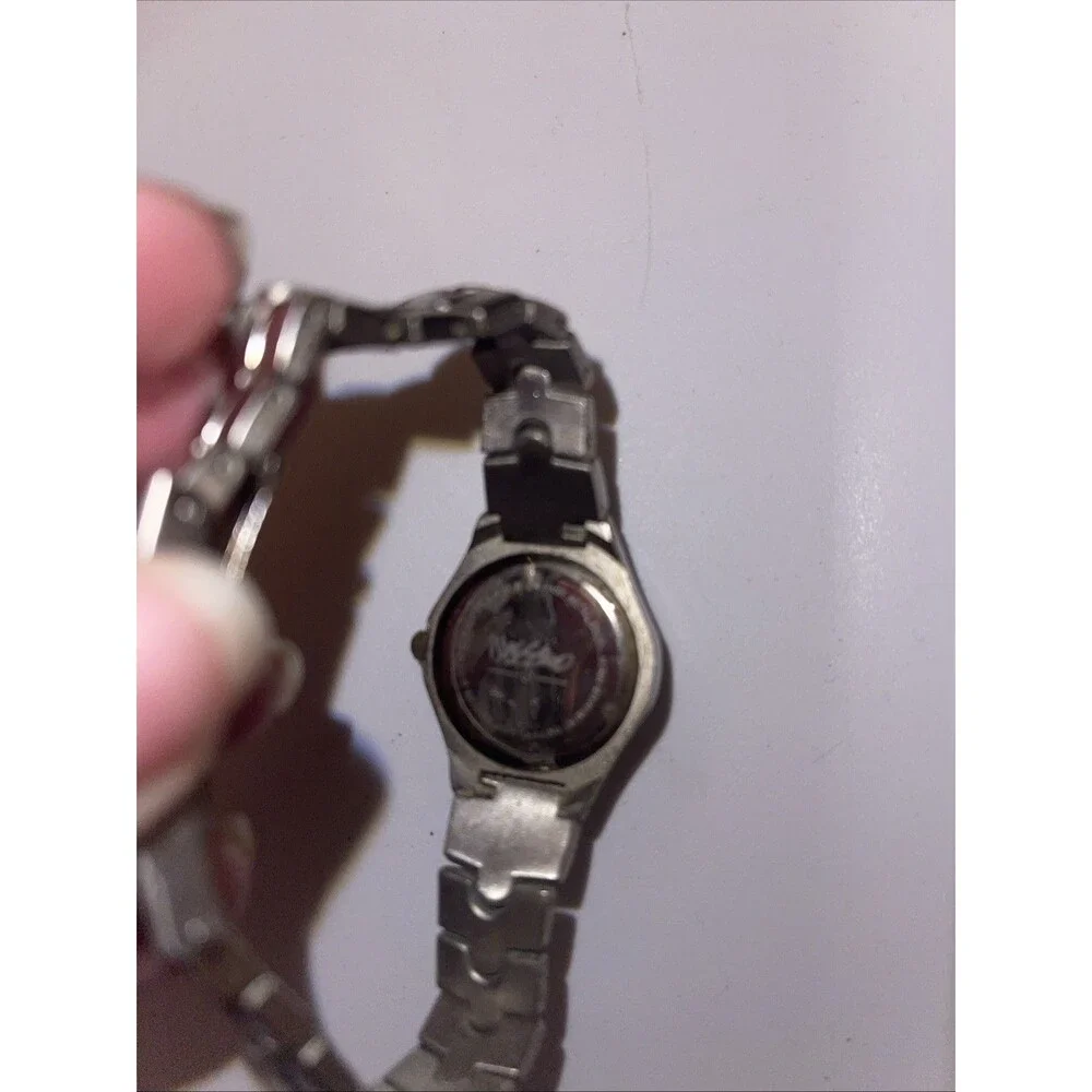 Mossimo Wristwatch Silver Tone Stainless Steel Round Mother of Pearl *Untested*